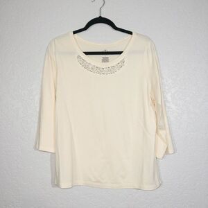 St. John’s Bay Cream‎ Jeweled Neckline Shirt Size Large